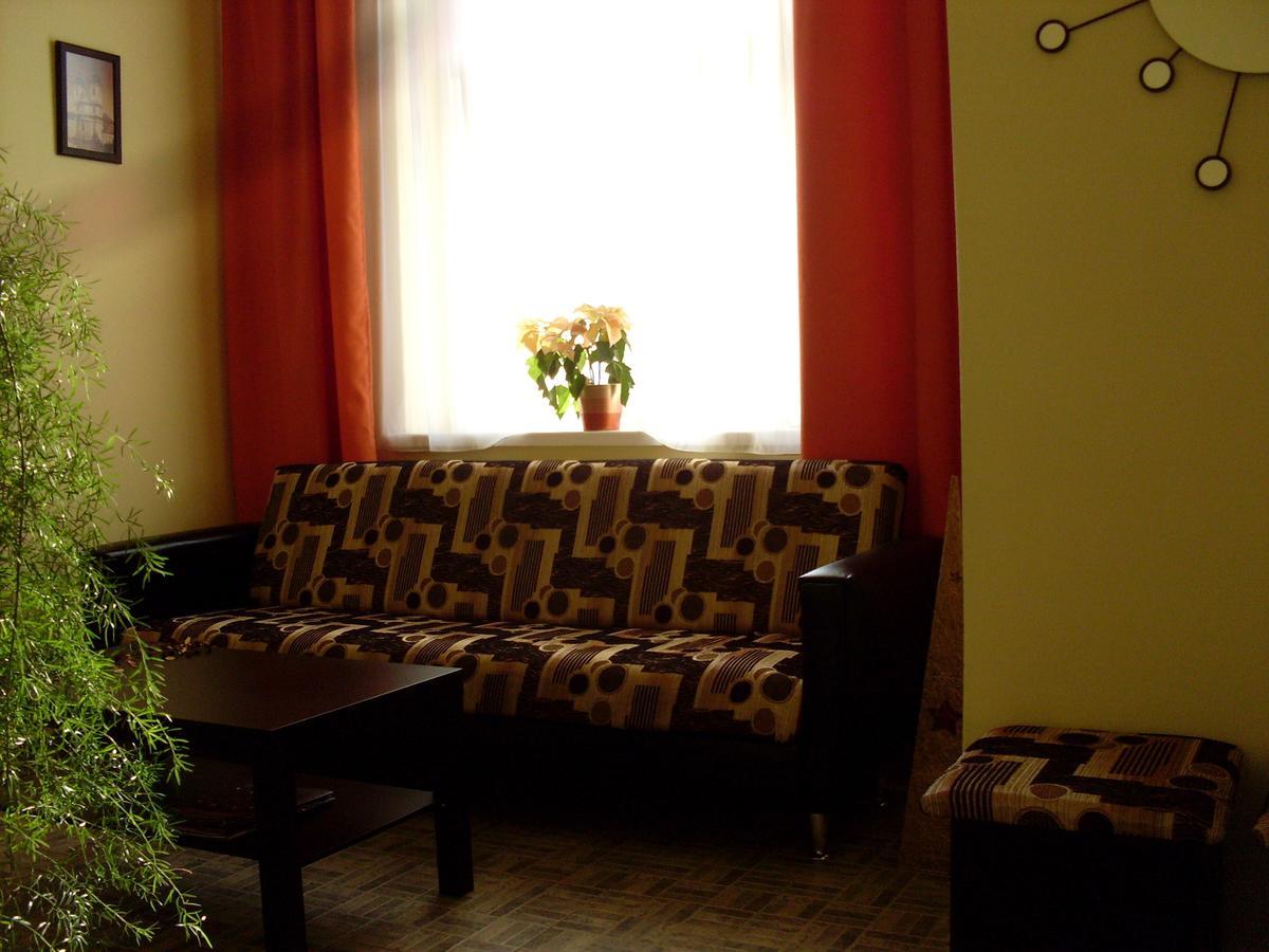 Lokomotiv Motel Eger Exterior photo
